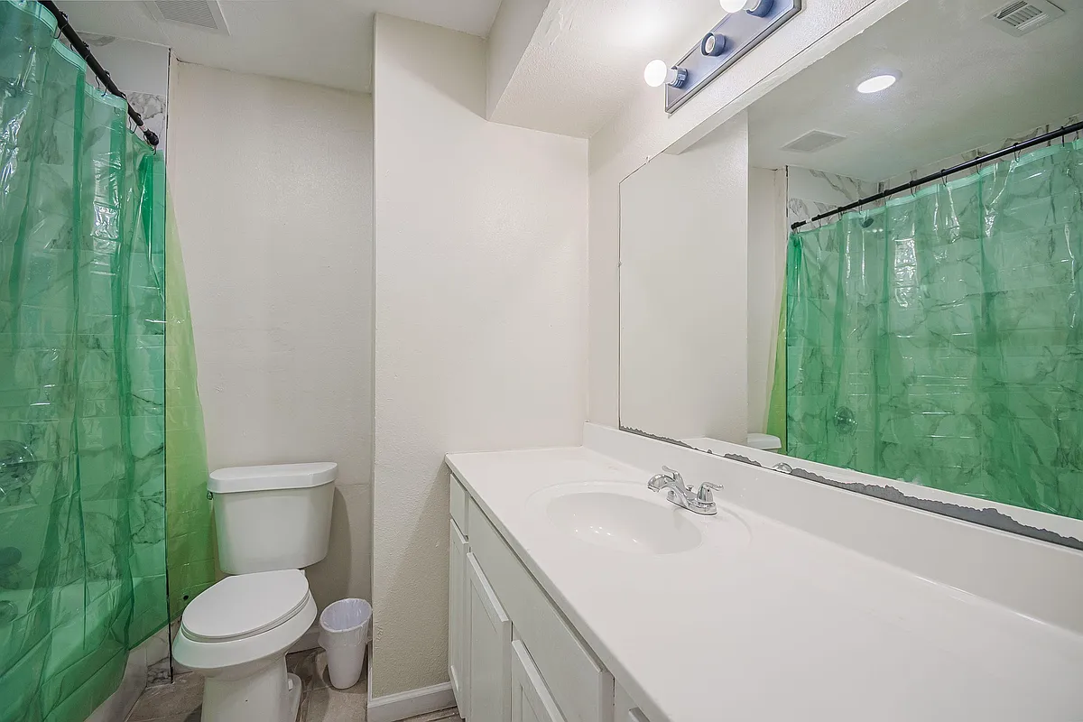 Shared Restroom Assigned to #1, #2, #10 - Cove Hollow Dr