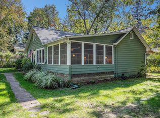 9202 Kruse St, Lakeside, MI 49116