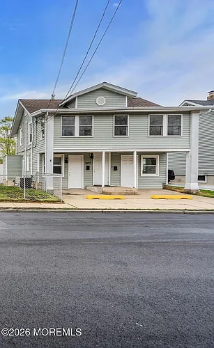1802 Pine Ter #2 Photo 1