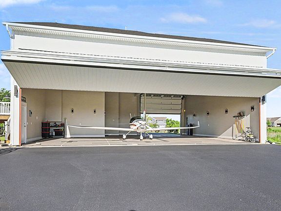 2nd image of 2906 Air Park Dr #24