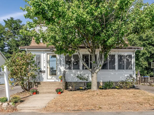 123 Bright St, Waltham, MA 02453