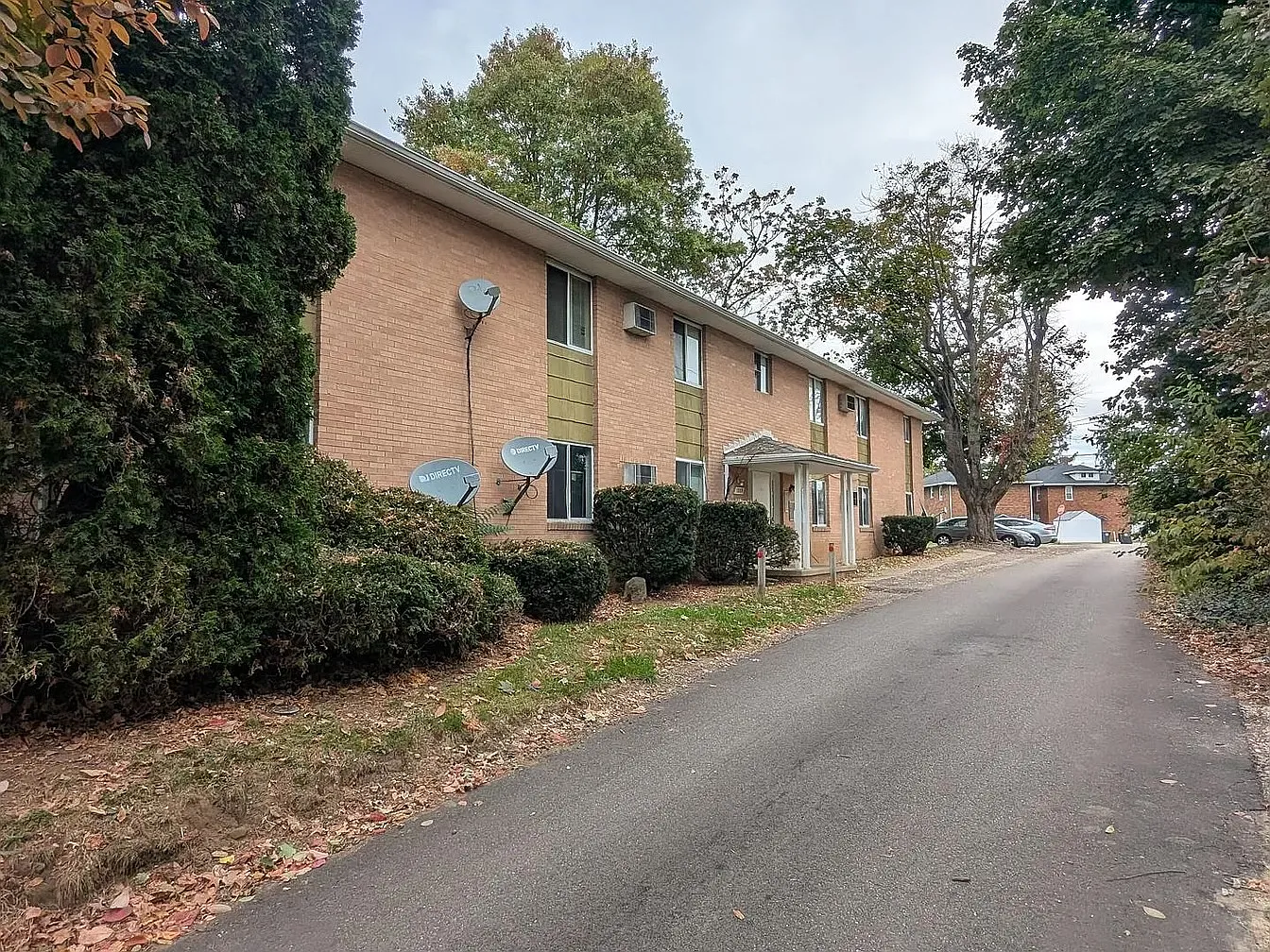 1 bed, 780 sqft, $600 — Photo 1