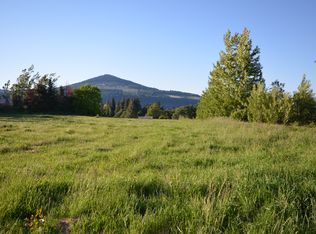 755 Aveny Rd, Hood River, OR 97031