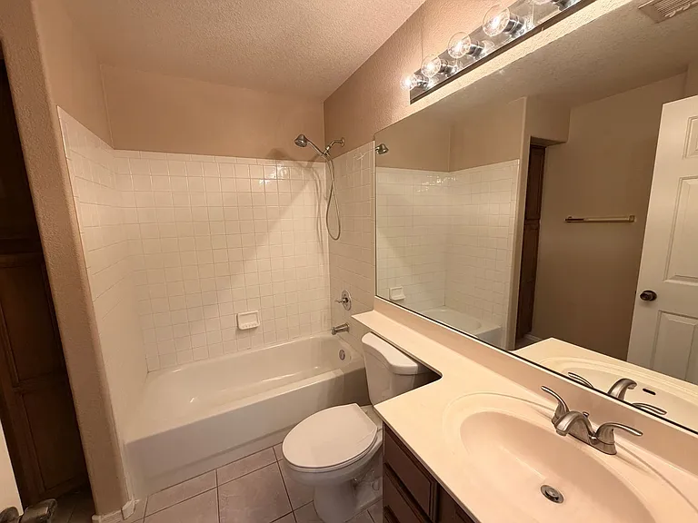 2471 W Hemlock Way — Photo 13