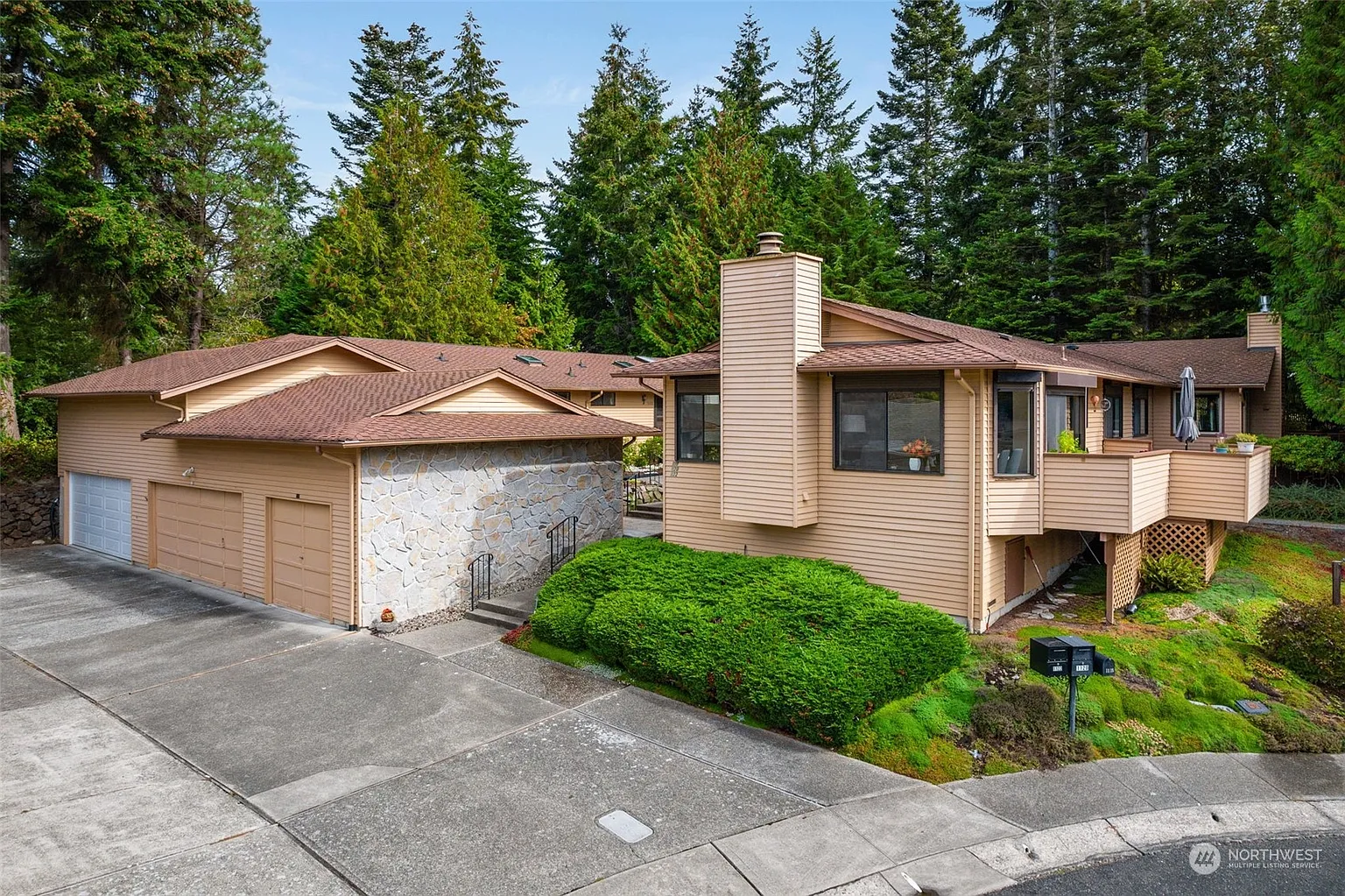 1120 S 249th Place photo 1