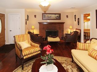 12 Papakating Rd, Hopatcong, NJ 07843