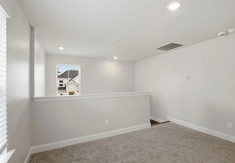 204 Douglas Bend Rd #1806 — Photo 22