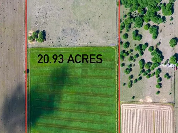 1085 Moses Rd, Quemado, TX 78877