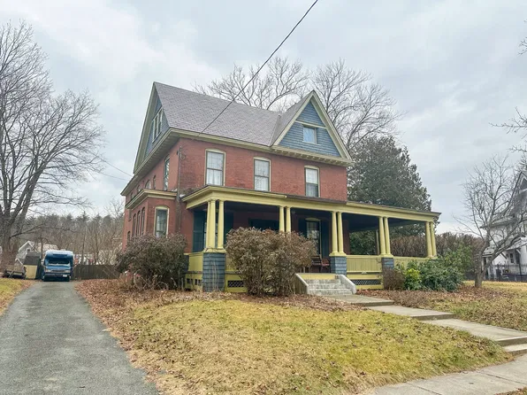 66 Prospect St, Turners Falls, MA 01376
