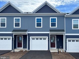 167 Highpoint Park Dr, Pleasant Gap, PA