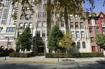 1st image of 534 W Stratford Pl APT 10w