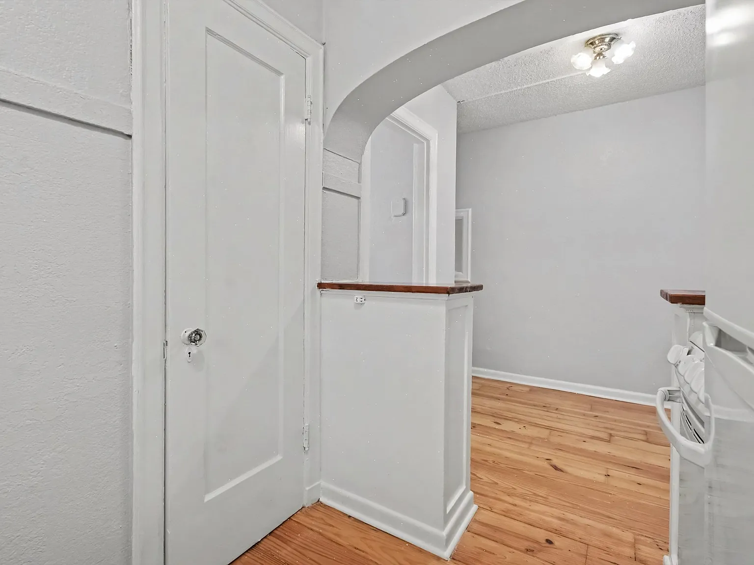 Studio, 500 sqft, $1,250 — Photo 2