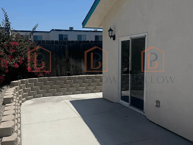 10047 Woodpark Dr — Photo 8