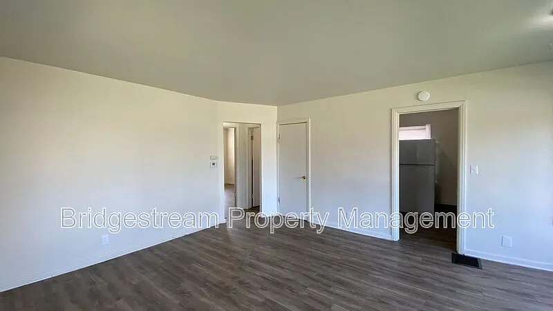 Building Photo - 1732 Harold Dr