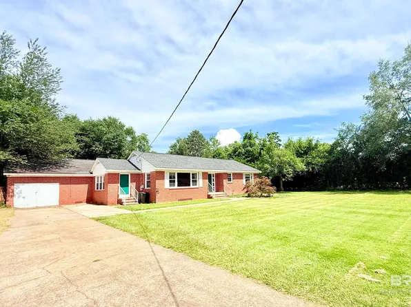 613 S Carney St, Atmore, AL 36502
