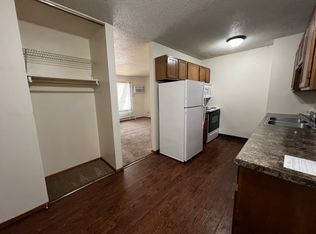402 5th Ave E APT 205, West Fargo, ND 58078