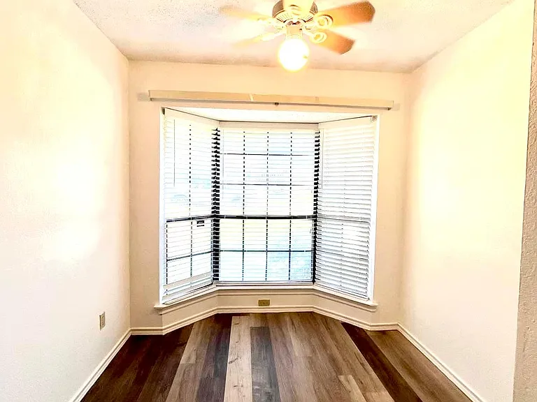 8220 Willow Creek Dr — Photo 4