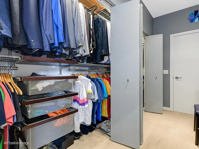 860 W Blackhawk St #1808 — Photo 20