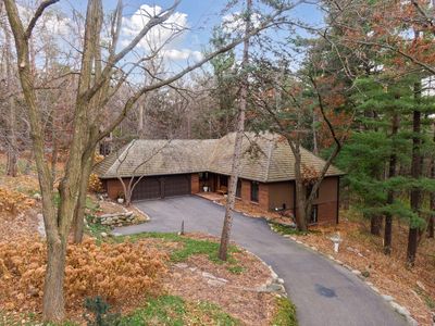 12101 Hilloway Rd W, Minnetonka, MN, 55305
