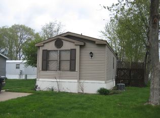 2053 Constitution Ave, Urbana, IL 61802