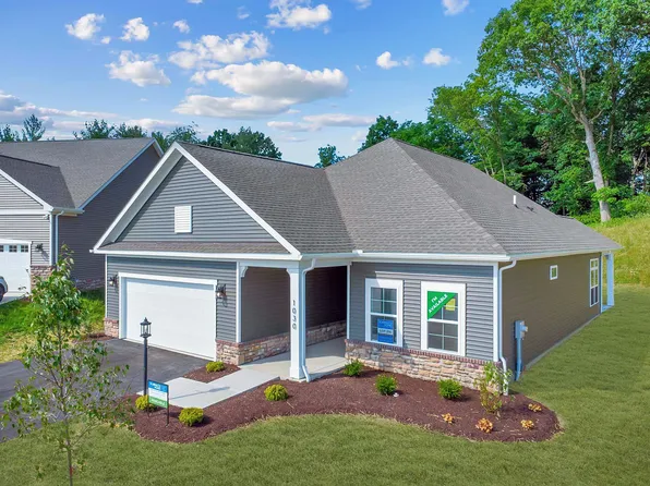 Salerno Plan, Courtyards at Legends