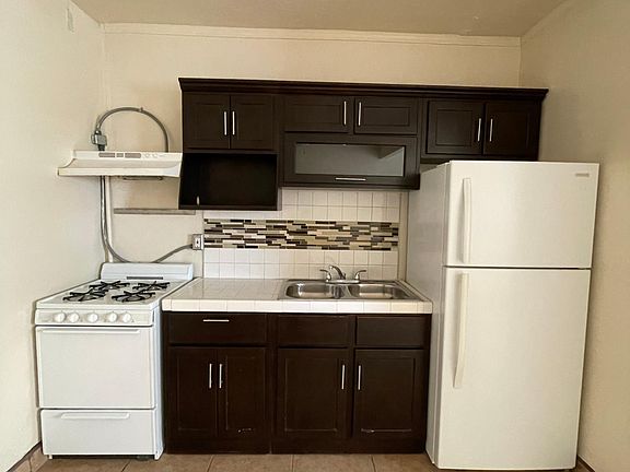 2nd image of 1125 30th St #1/2-B