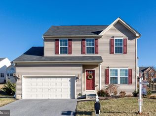 378 Meadow Creek Dr, Westminster, MD 21158
