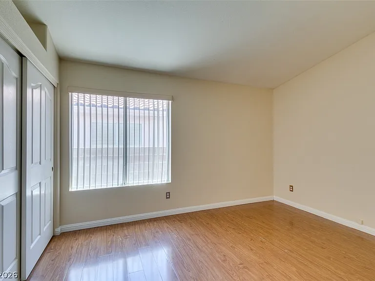 8168 W Gilmore Ave — Photo 26