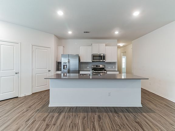 3rd image of 2130 Bird Wing Dr