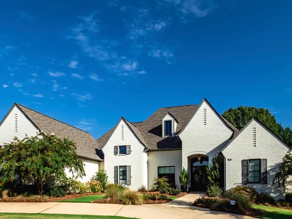 114 Herons Cir, Ridgeland, MS 39157