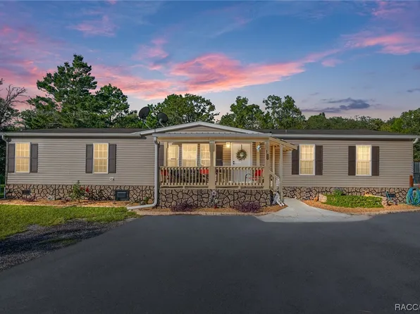 8598 N Calcutta Ave, Dunnellon, FL 34433