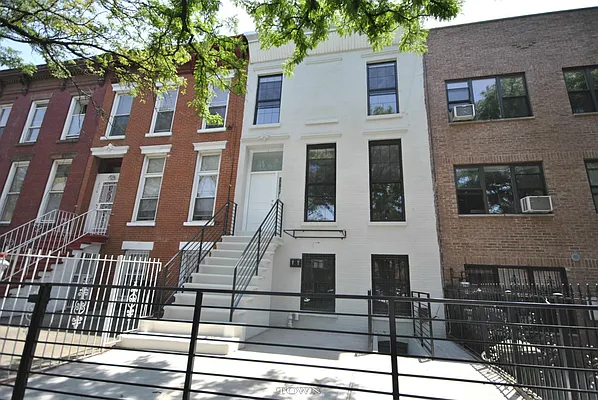 Rented by Town Residential | media 10