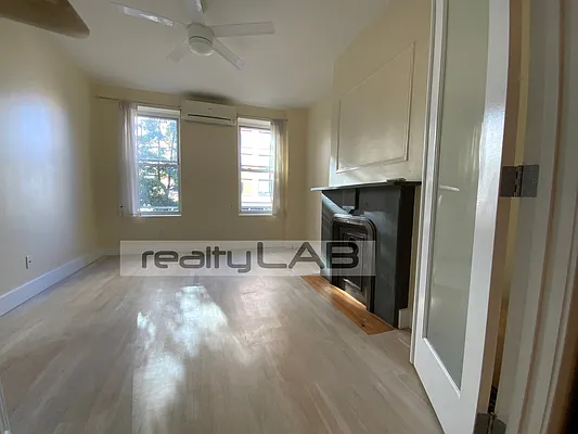 Rented by Realty Lab LLC | media 2