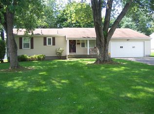 2391 Venloe Dr, Poland, OH 44514