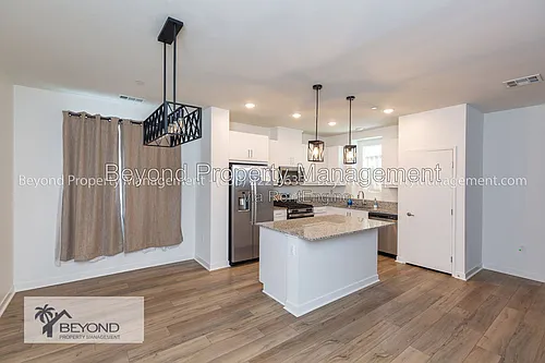 5461 Seacliff Pl #72 Photo 1