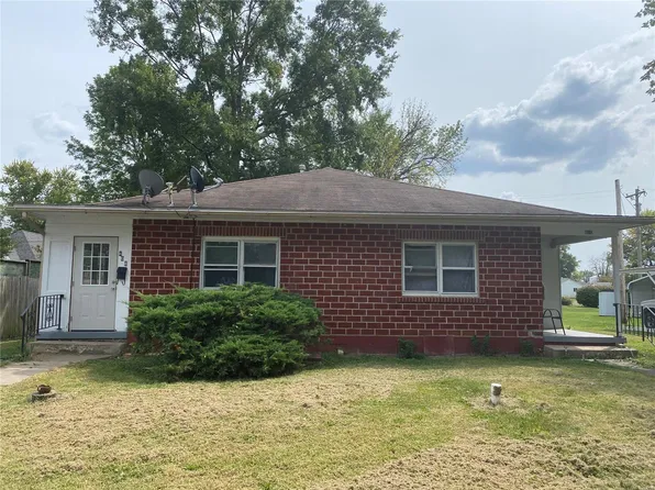 408 W McPike St, Vandalia, MO 63382