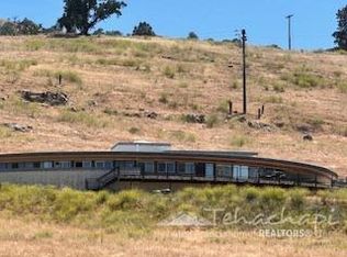 24301 Rowe Ave, Tehachapi, CA 93561