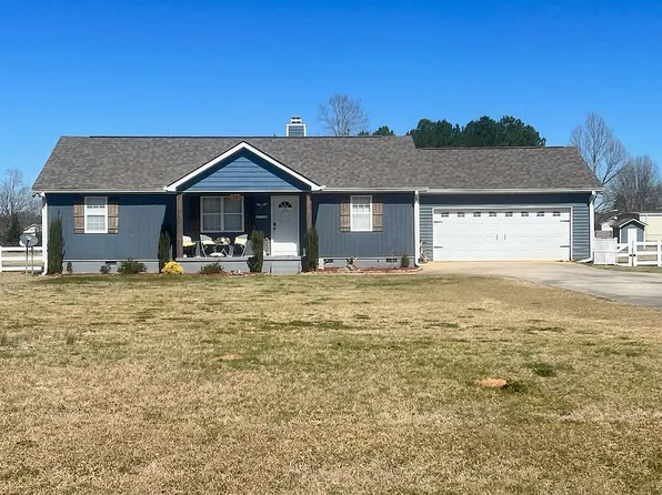 74 Whispering Winds Ct, Fort Valley, GA 31030