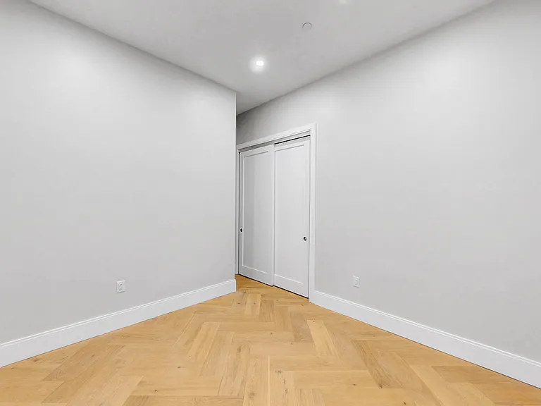 1 Jackson St #202 — Photo 7