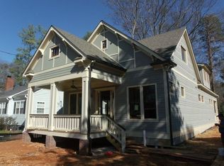 916 E Lake Dr, Decatur, GA 30030