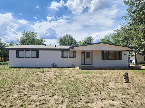 1535 Chestnut St, Canon City, CO 81212