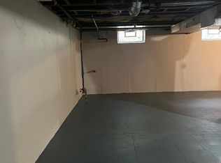 19506 Lahser Rd, Detroit, MI 48219