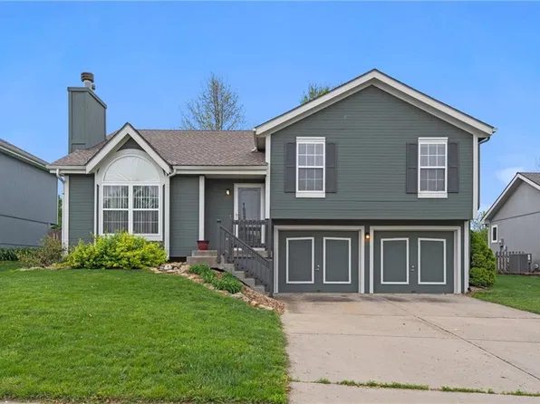 811 NE 107th Ter, Kansas City, MO 64116