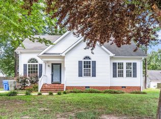 501 Corwood Dr, Fuquay Varina, NC 27526