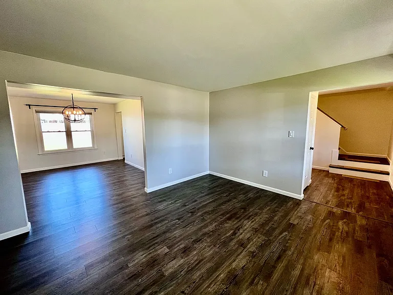 964 Wasserman Dr — Photo 9