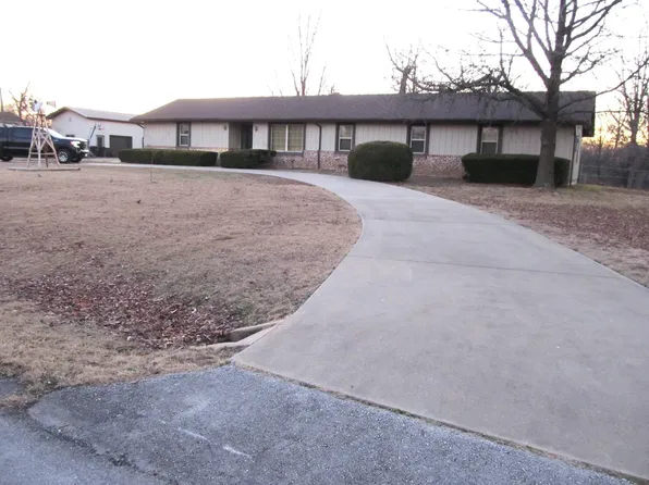 1658 S Marwalk Dr, Joplin, MO 64801