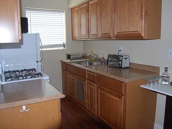 3rd image of 1446 Ocean Dr APT 37
