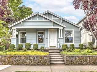 6170 NE Copper Beech Dr, Hillsboro, OR 97124