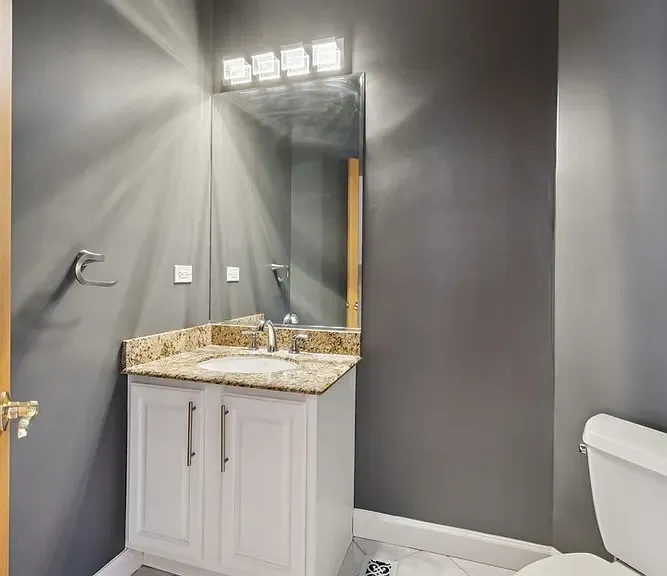 17W234 Massel Ct — Photo 14