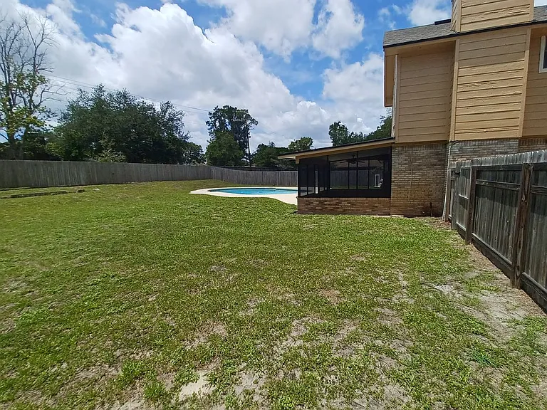2295 Foxwood Dr — Photo 40